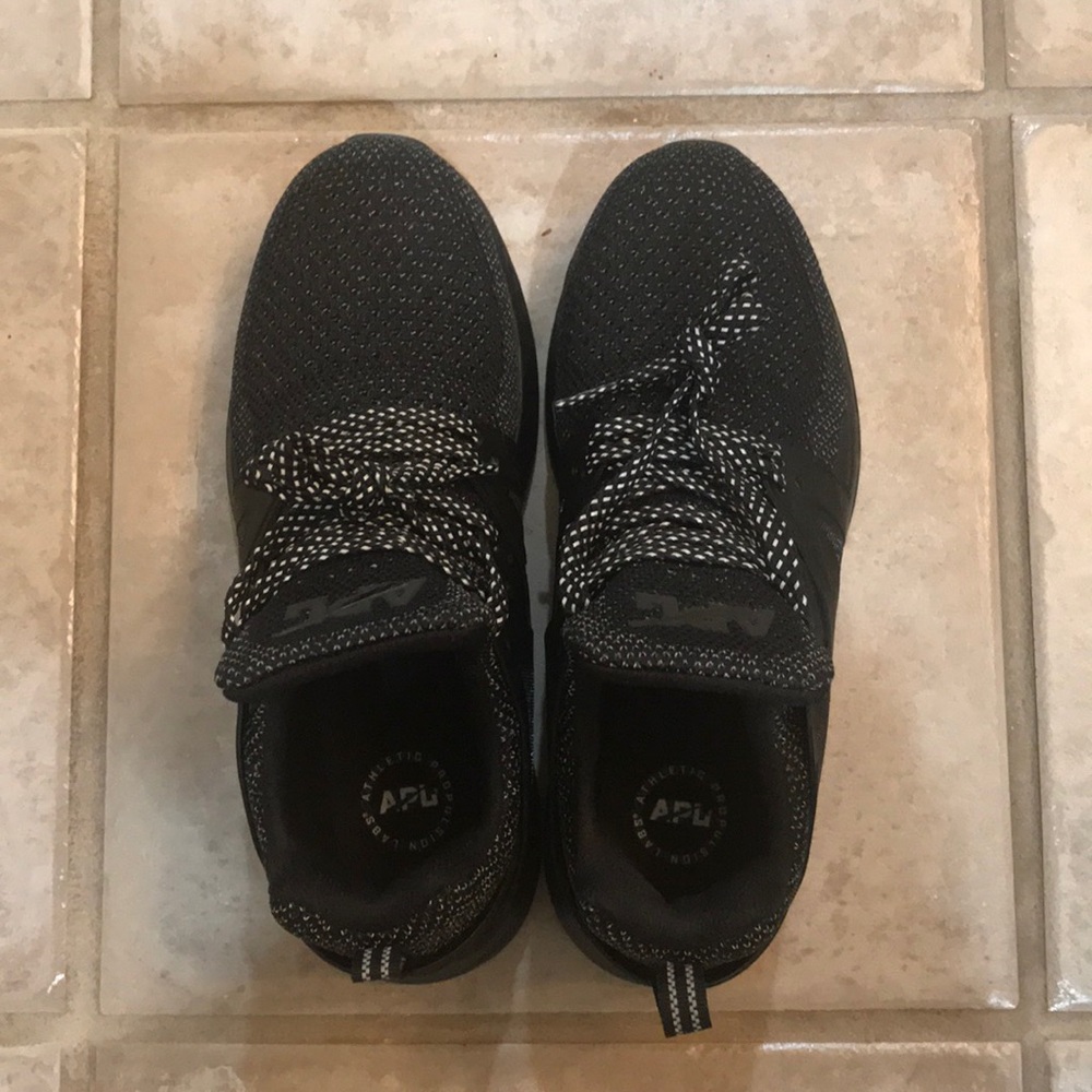 APL high tops